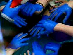 Blaue Hand